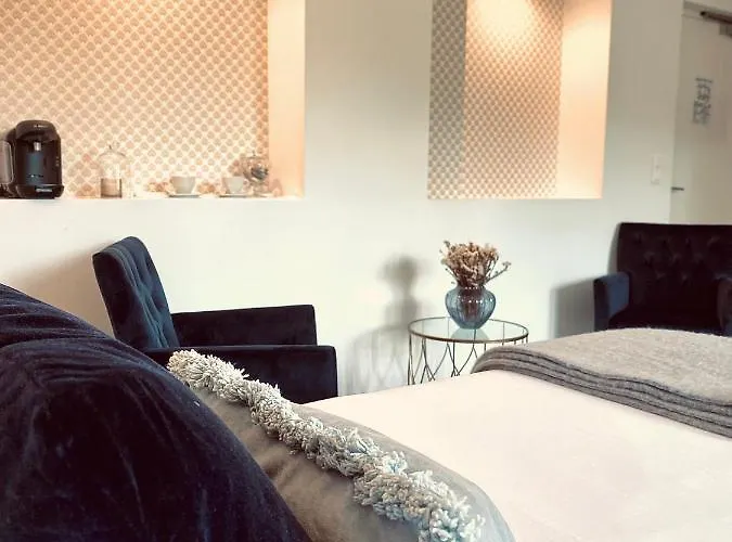 Chateau De Fontager Hotel Serves-sur-Rhône