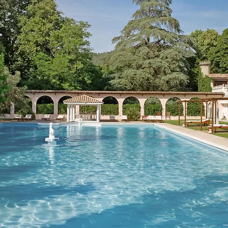 Chateau De Fontager 3*