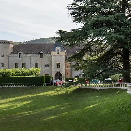 Chateau De Fontager 호텔