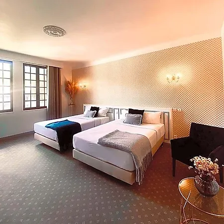 Château De Fontager 3*