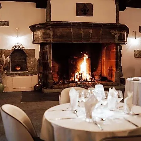 Chateau De Fontager Отель 3*