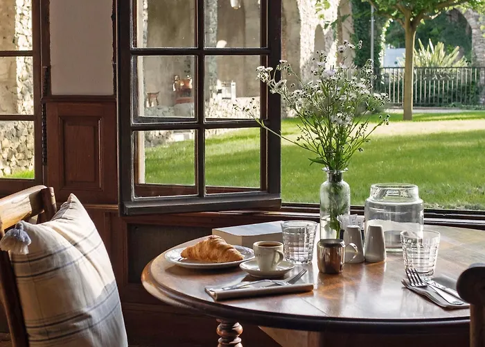 Hotel Chateau De Fontager 3*